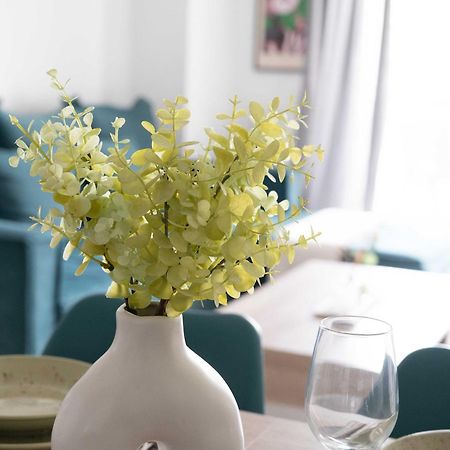 Modern Spacious Apartment Located In 피레아스 외부 사진